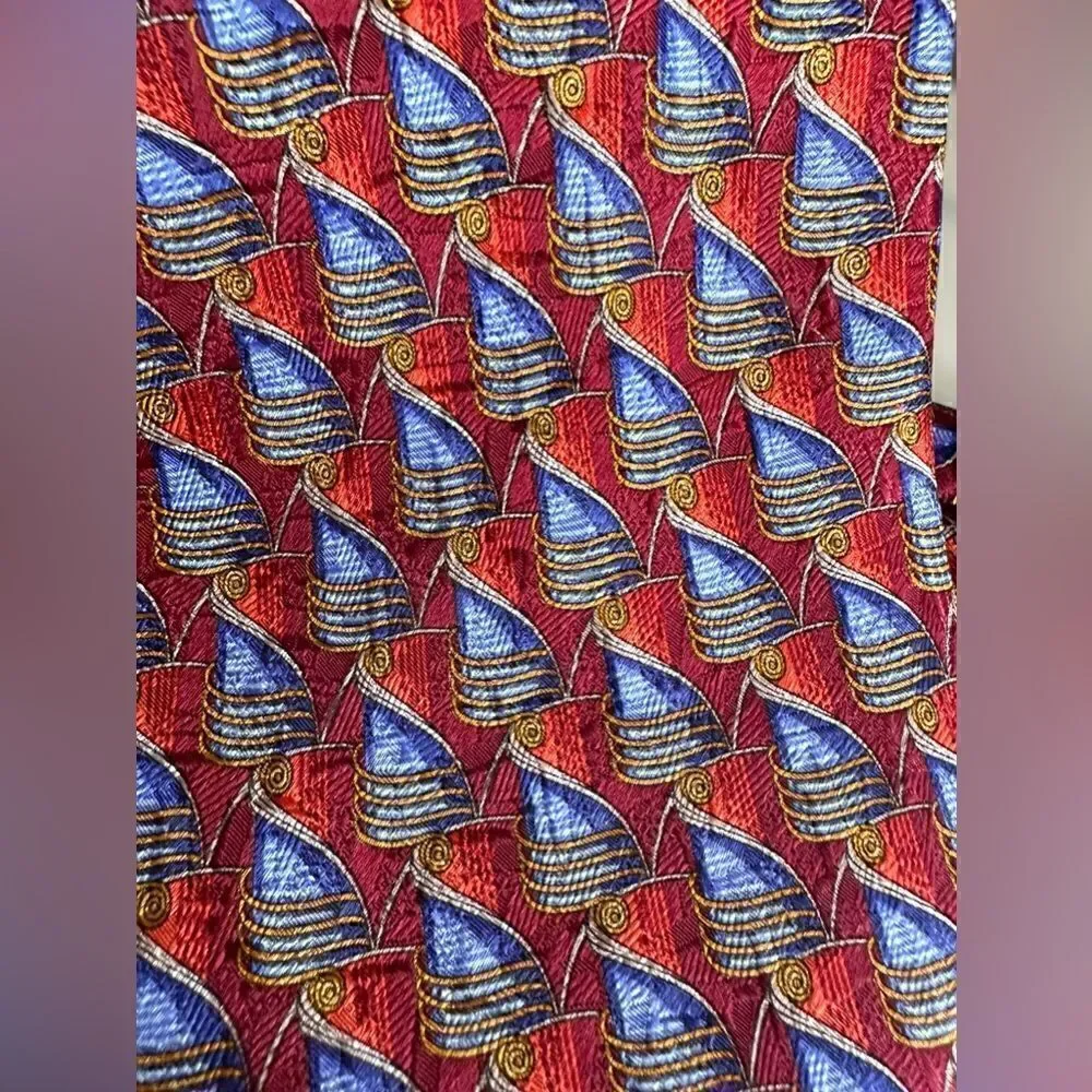 Ermenegildo Zegna Red Blue Gold geometric silk tie Italy
